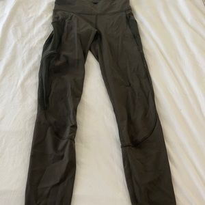 Lululemon mesh pocket leggings